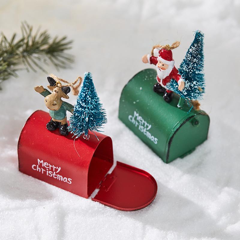 Christmas Wrought Iron Decoration Cottage Mailbox Hanging Decoration Window Display Pendant Home Decoration