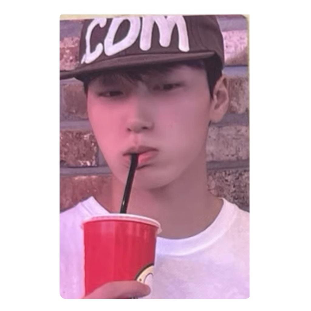 PRZEDSPRZEDAŻ 13. MINI ALBUMU ATEEZ GOLDEN HOUR : Część 4 KARTKA ZE ZDJĘCIEM POCA JAPAN POB OFICJALNA