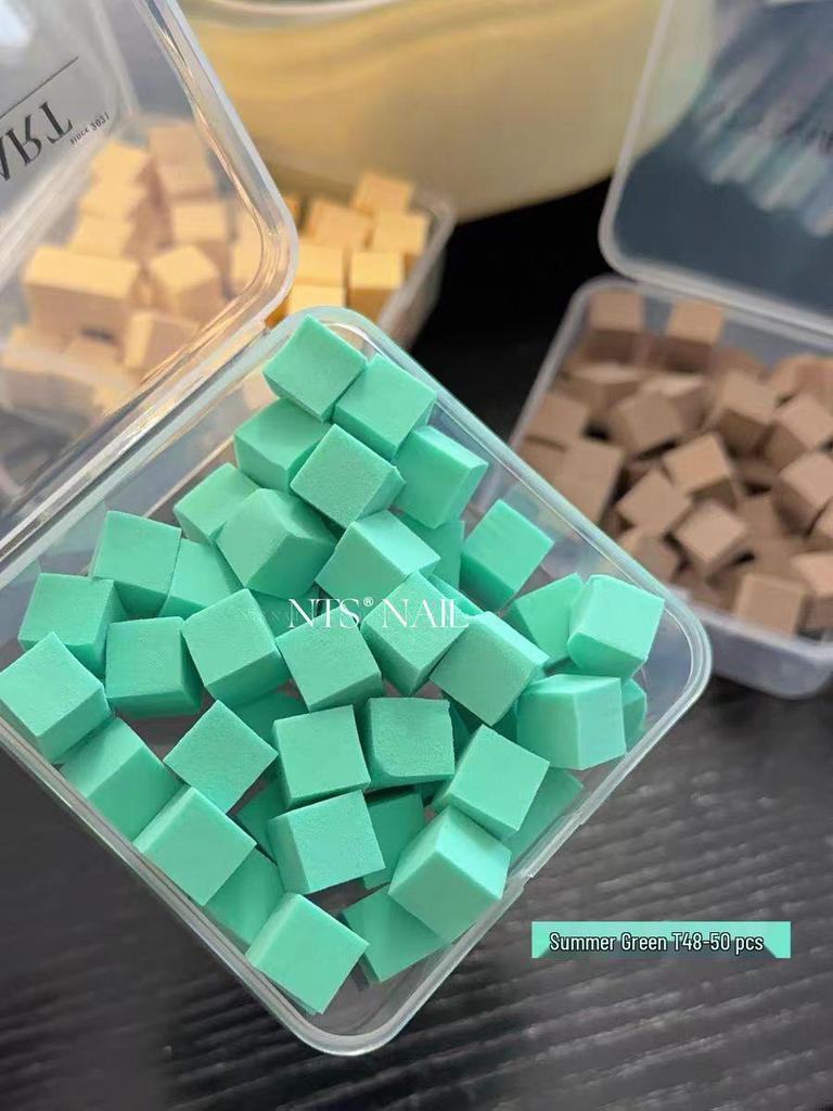 New Color Patting Sponge: Mini 1cm Tofu Gradient Blush Nail Art Tool