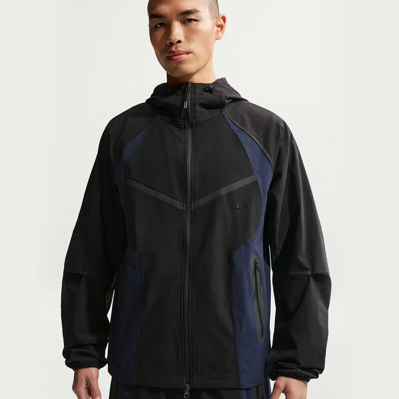 Nike Men s Windproof Training Jacket S