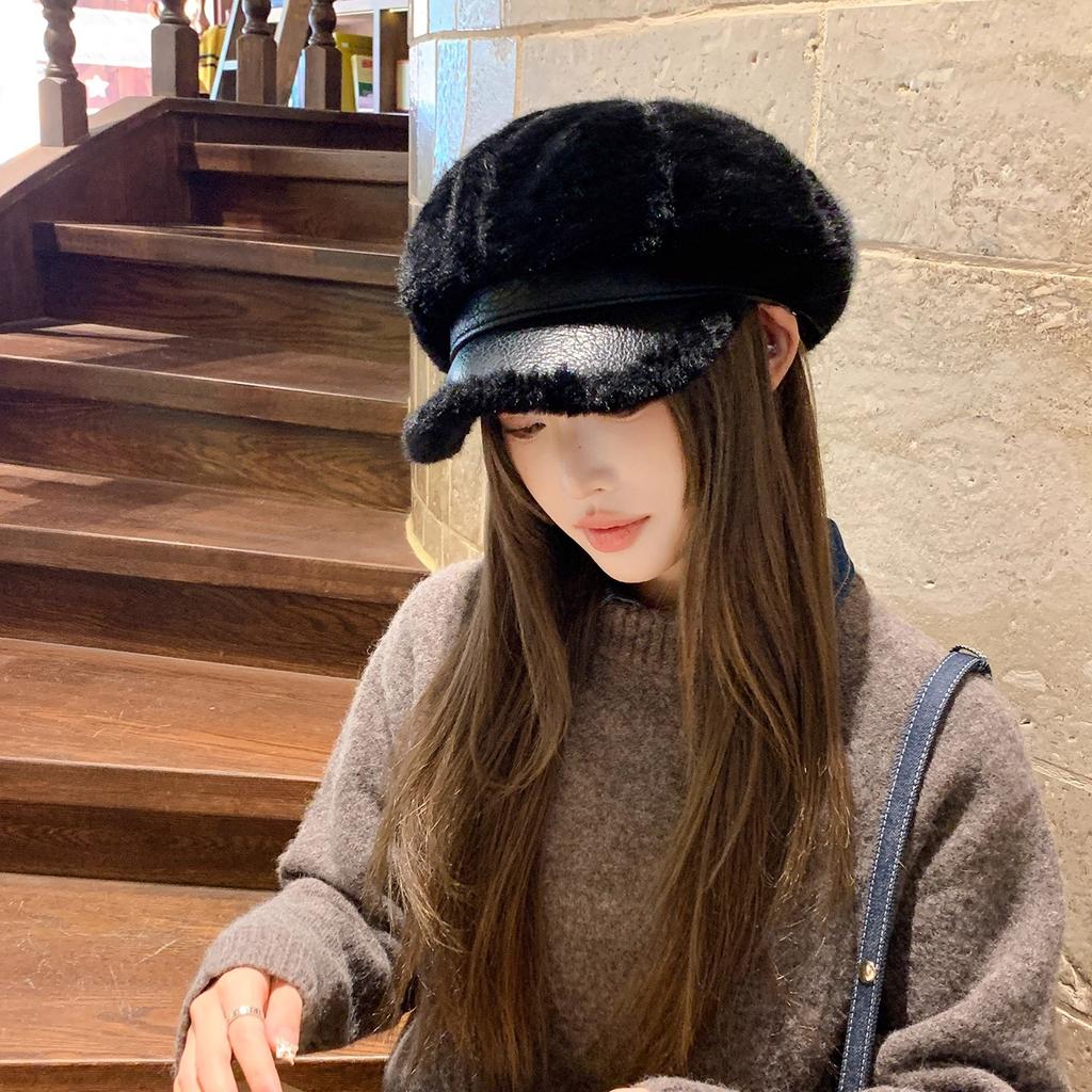 Vintage British Style Lamb Octagonal Hat Women's Autumn and Winter Plush Thickened Thermal Beret Women's Warm Ear Protection Hat for Autumn and Winter