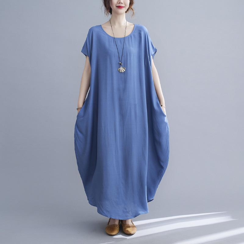 The Long Dress Is Loose for Summer