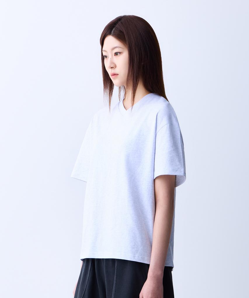 ADERNM Minimal Daily V-Neck T-Shirt White Melange