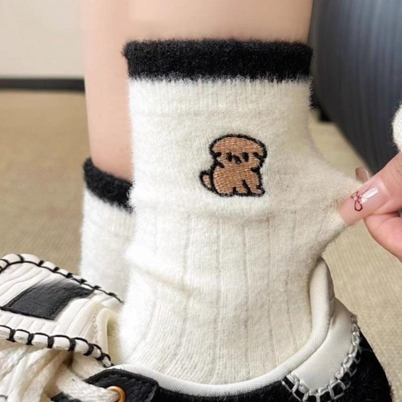 Women's Trendy Autumn and Winter Fleece Mid-calf Striped Cartoon Embroidered Puppy Socks Academy Cute Floor Socks