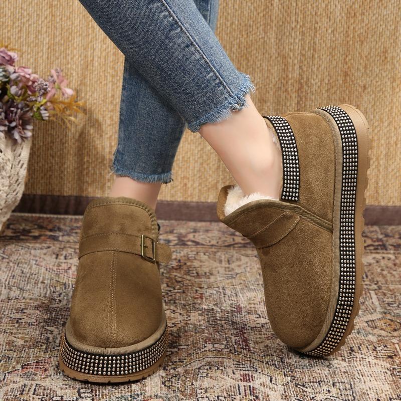 Fashion Fashion New Cold-resistant Casual Short Boots Keep Warm In Winter Women's Thick-soled Rivets Sequined Buckle Design Snow Boots.