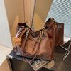 Casual Commuting Retro Large-capacity Bag Women's New Autumn and Winter Fashion Shoulder Bag Niche Tote Bag