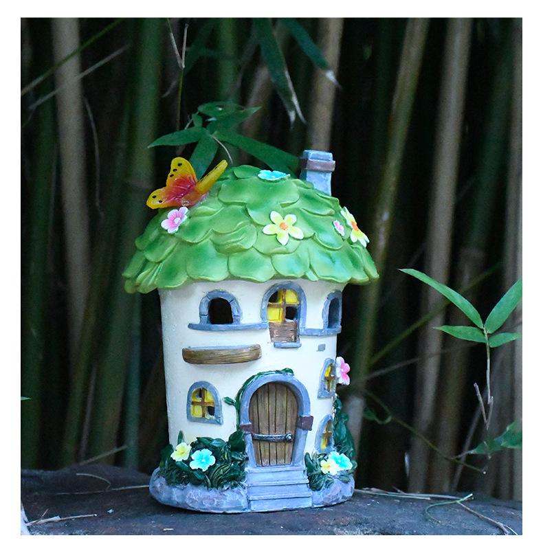 Solar-Powered Resin Fairy Garden Lamp 