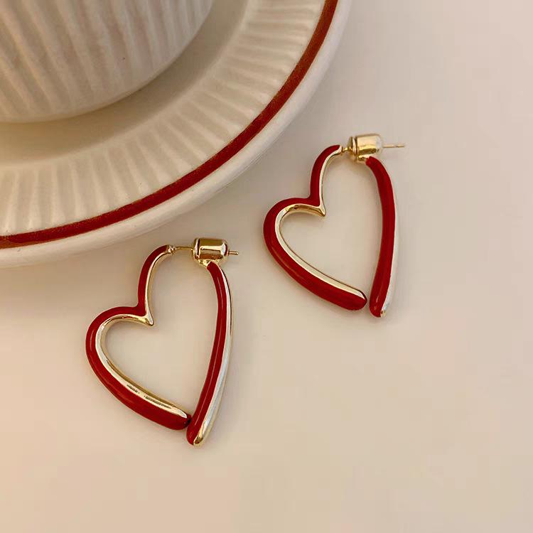 2024 D Retro Wine Red Velvet Rose Pearl Earrings: Hong Kong Style, Autumn/Winter Trend