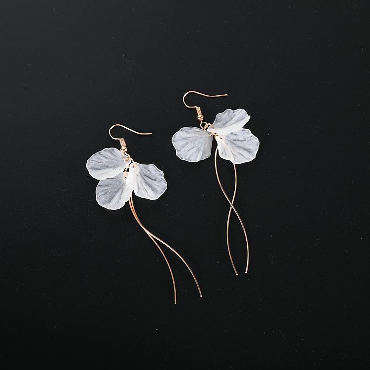 Eternal Petal Fringed Long Earrings, Fashionable Personality Simple White Flower Earrings Earrings