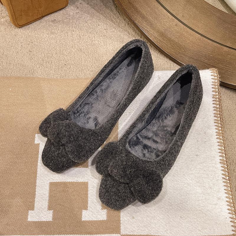 Mocassins Femme Grande Taille Mode Laine d'Agneau Bouclée Fourrure de Mouton Plates Femme Chaudes Chaussons en Peluche Hiver Chaussures en Coton Femme Bottes de Neige Fourrées