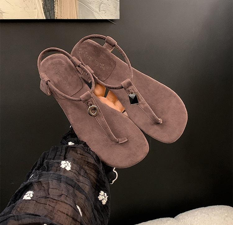 

Sheepskin version~ Retro metal buckle toe flat sandals versatile sexy word with Roman beach cool slippers women 40