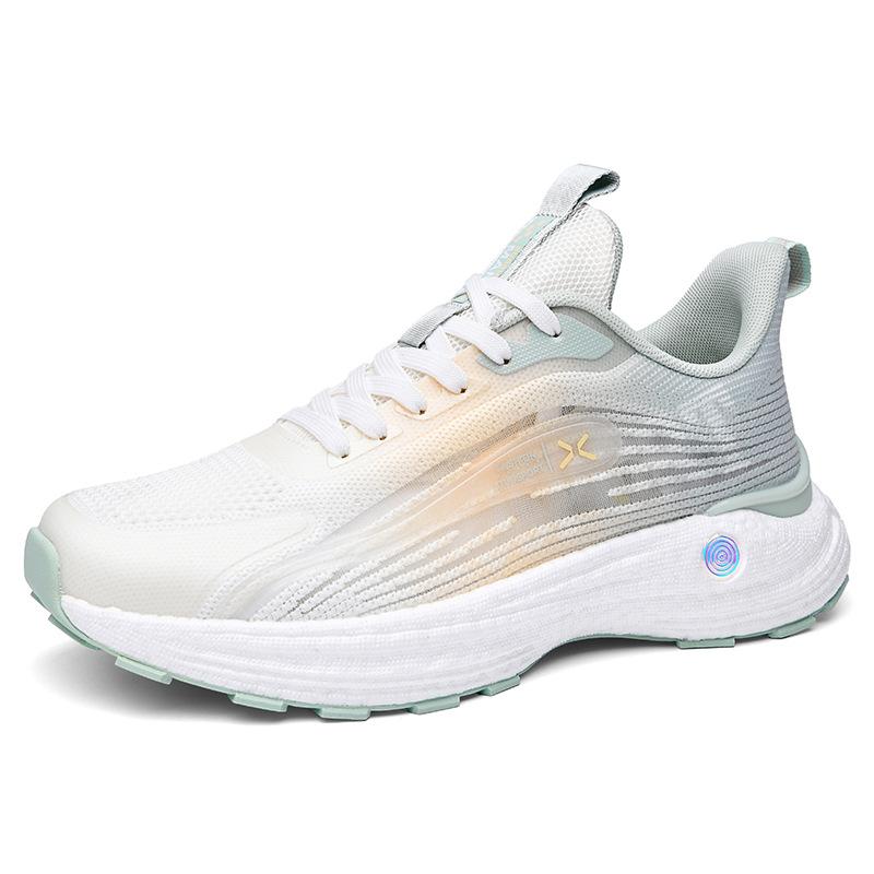 Running Shoes 2025 Summer New Breathable Mesh Casual Shoes Soft Sole Light Shock Absorption Versatile Couple Sports Shoes