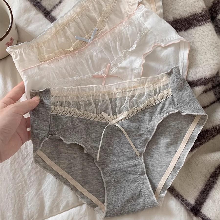 Girls Spring and Autumn New Sweet Lace Cotton Comfortable Briefs