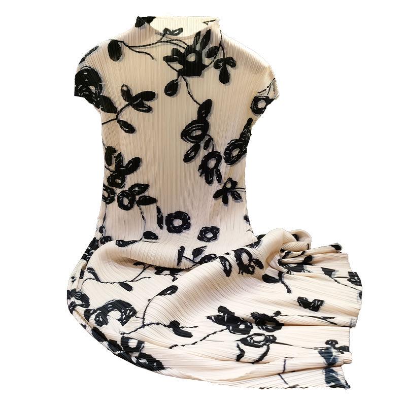 High end temperament standing collar short sleeved printed pleated dress with a slit hem, women's summer new style