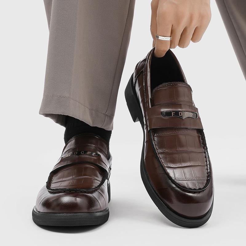 Fashion Men's leather shoes High quality British style Business or Dress up party Outdoor Fashion Street 38-46 Luxury loafers Slip on