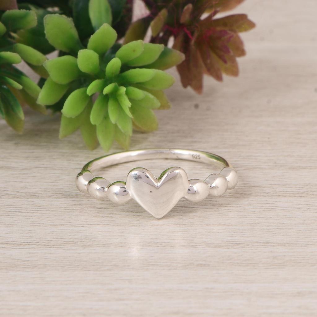 Dainty Sterling Silver Heart Band Ring, Minimalist Puffy Heart Silver Ring.