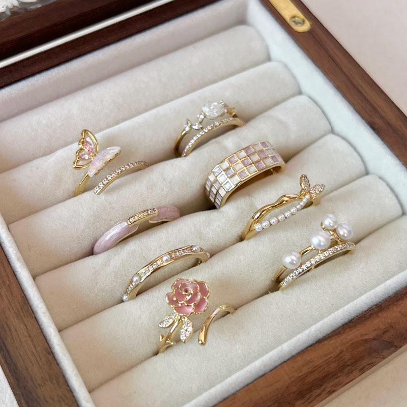 Flower Contemporary Design Adjustable Ring For Women With Gorgeous Butterfly And Dazzling Details Pearl