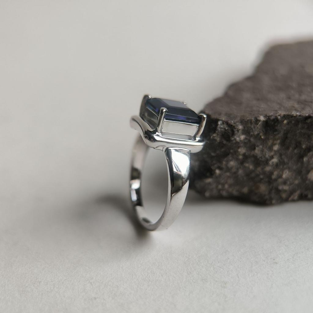 Silver Ring with Nano Sapphire 1.975ct, Item Weight 4.19 Gr (2189091)