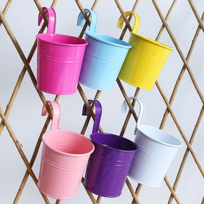 Eisen Hängen Blumentopf Balkon Pflanzer mit Abnehmbaren Haken Solide Farbe Kräuter Topf