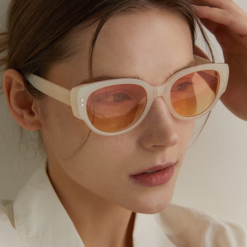 

One Brilliant Nancy-OB347-Ivory FREE