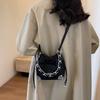 IELGY Korean Version Fashion Chain Bucket Bag Simple Casual Messenger Bag