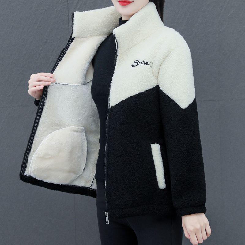 

2025 Women s Autumn/Winter Imitation Lambswool Coat: Thick, Warm, Loose Fit Fleece-Lined Fashion Top XL (Ideal for 85-105 kg)