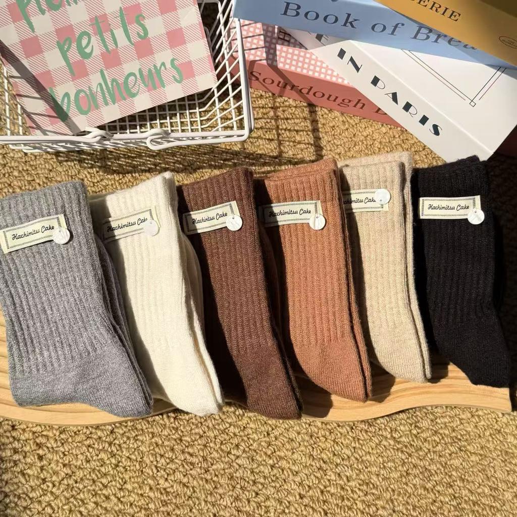 Korean Sister Wears~ Maillard Socks Medium Tube Gray Cloth Label Shell Versatile Casual Stacking Socks