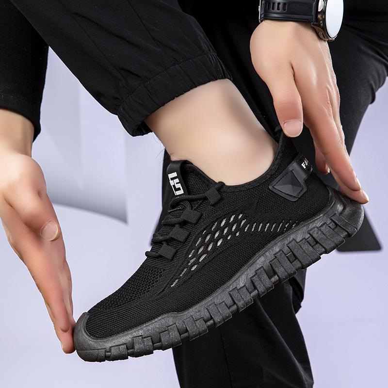 Sommer neue Outdoor trendige Mode Herren Laufschuhe atmungsaktive Herren Sportschuhe Fly-Woven Mesh lässige Herrenschuhe