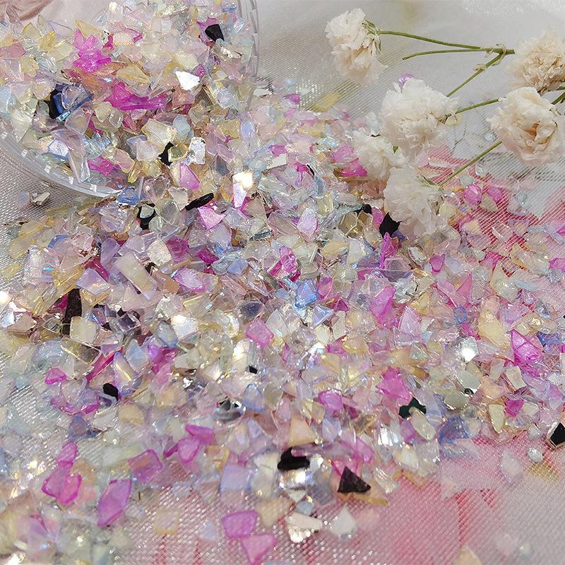 Ručně vyráběné duhové skleněné střepy pro šperky a zdobení nehtů