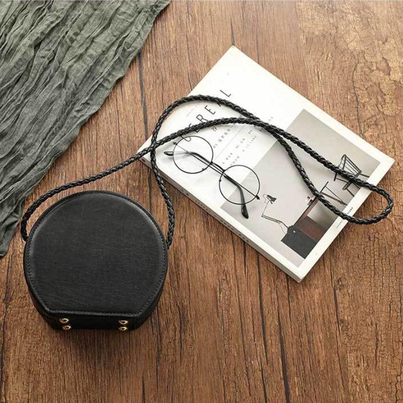 Простая маленькая круглая сумка Johnature из натуральной кожи — фото 5