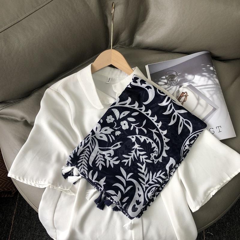 New Luxury Brand Lovely Floral Tassel Cotton Viscose Shawl Scarf Lady High Quality Soft Wrap Pashmina Stole Bufanda Muslim Hijab