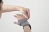 Noble Handgelenkschutz Rechts Grau