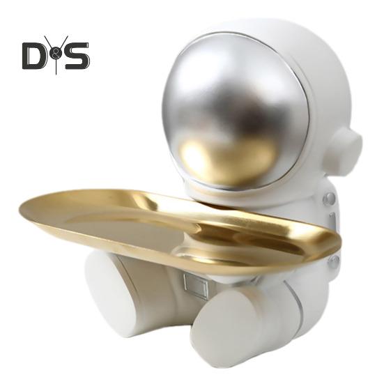 

Держатель для ключей в виде космонавта из смолы, копилка, держатель для закусок в космическом стиле, поднос для хранения вещей для офиса, спальни, декора серебряный