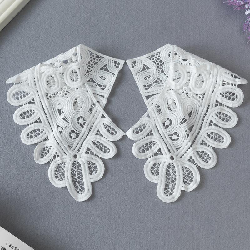 Lace Fabric Neckline Detachable Fake Collar DIY Breathable Scarf Around Neck Flower Sweet Hollow Comfortable Patch