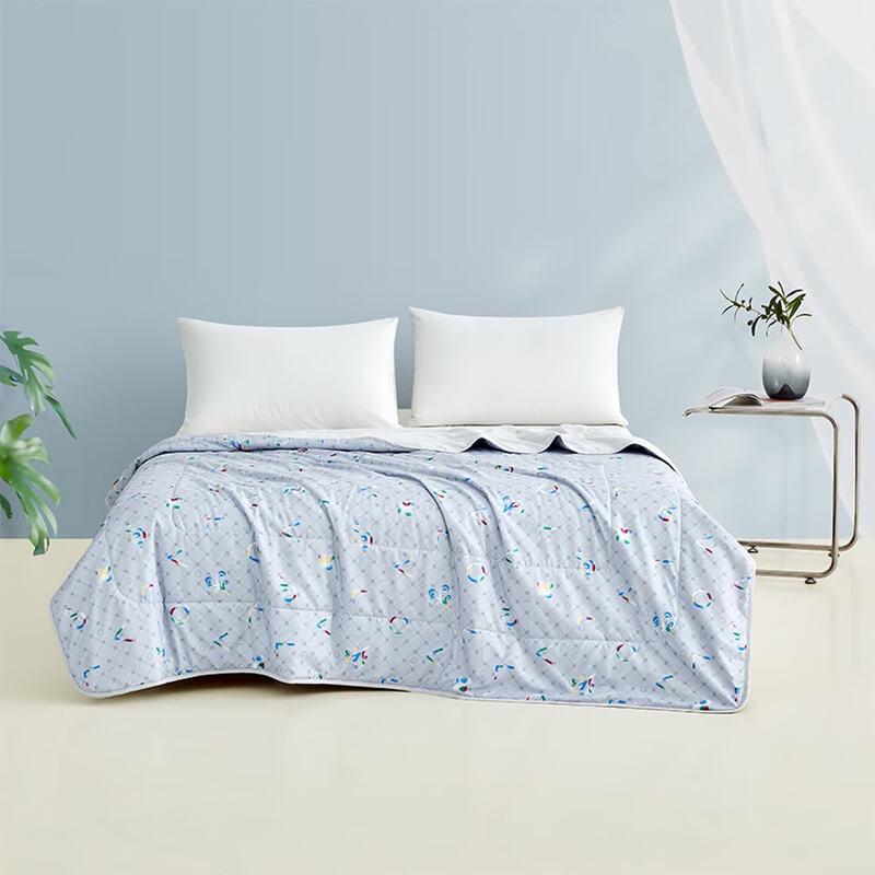 LOVO Lightweight Summer Air Conditioning Quilt