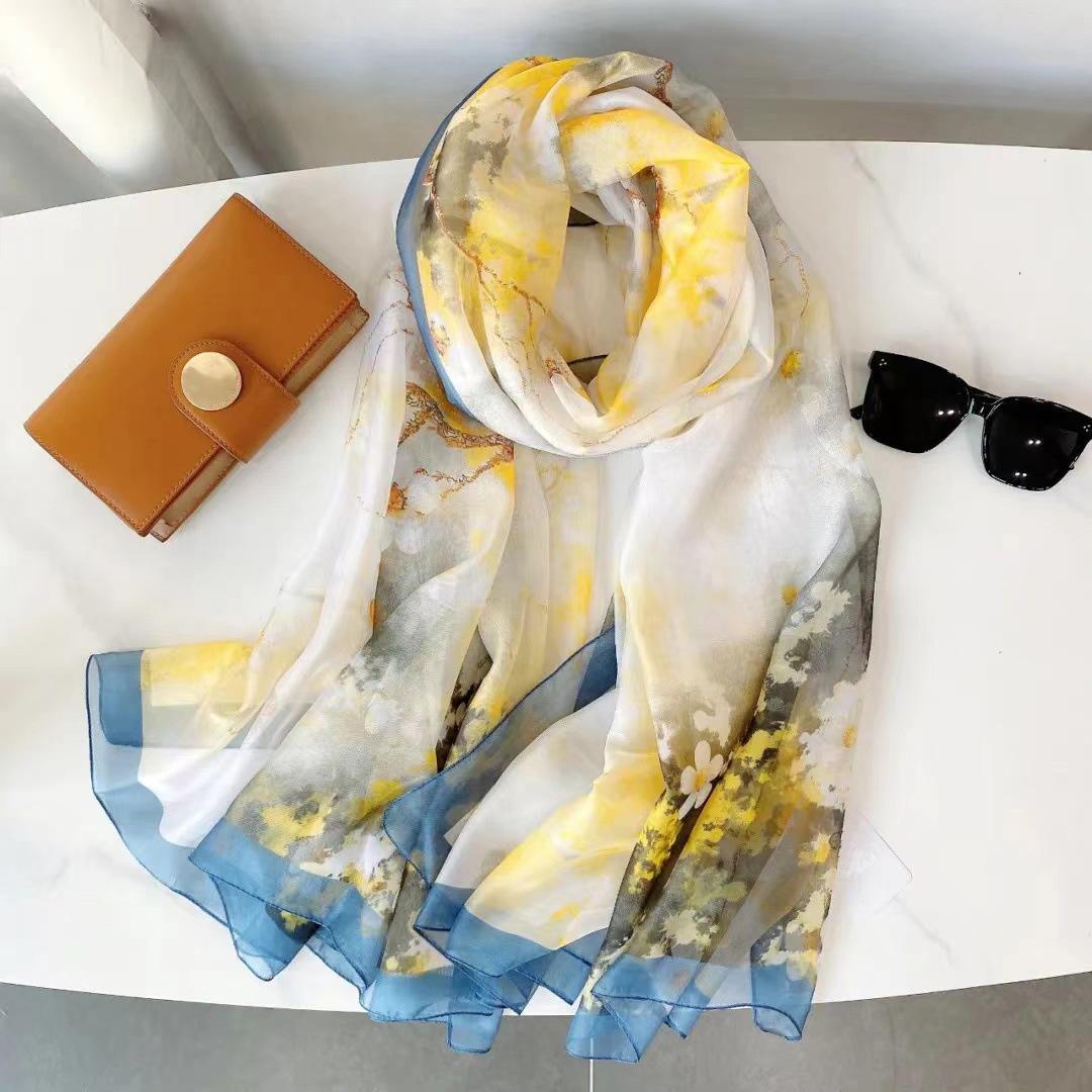 

Элегантный шарф из полиэстера с цветочным принтом для женщин, повседневный стиль, ветрозащитный, солнцезащитный, декоративный пляжный аксессуар, можно стирать вручную