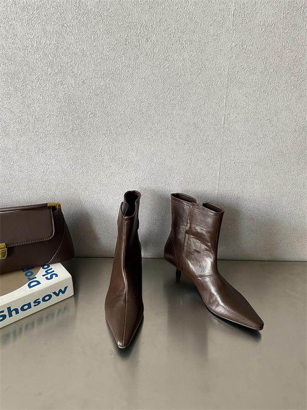 

Осень-зима 2025 новые остроносые каблуки европейская и американская мода универсальные короткие ботинки 39 коричневый
