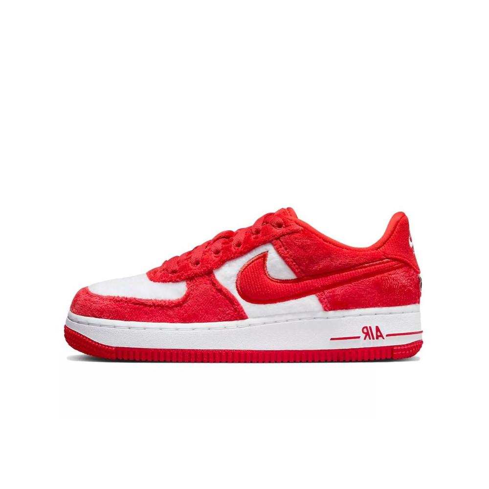 Nike Air Force 1 Low Valentine's Day Fleece