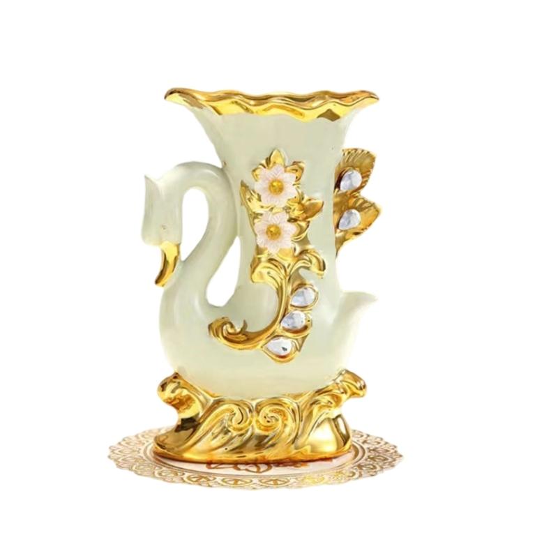  European Ceramic Decorative Vases Floral Arrangement Container with Elphant Sculpture For Dining Room Study Or Event