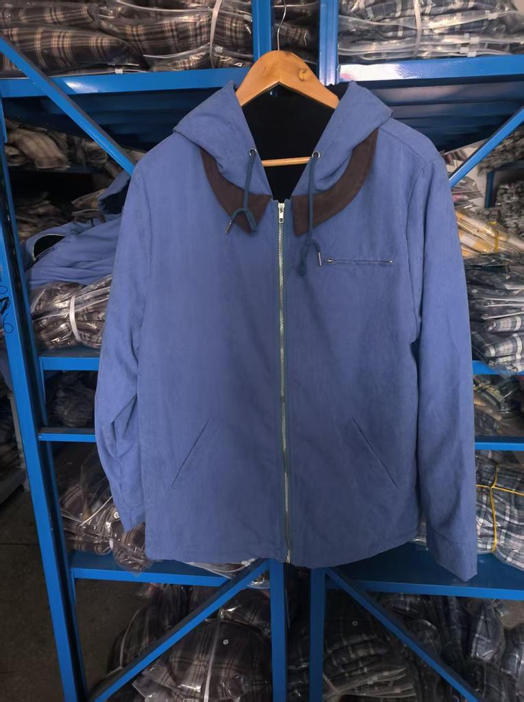 Men's Casual Fleece-Lined Cotton Hooded Jacket with Zipper Pockets