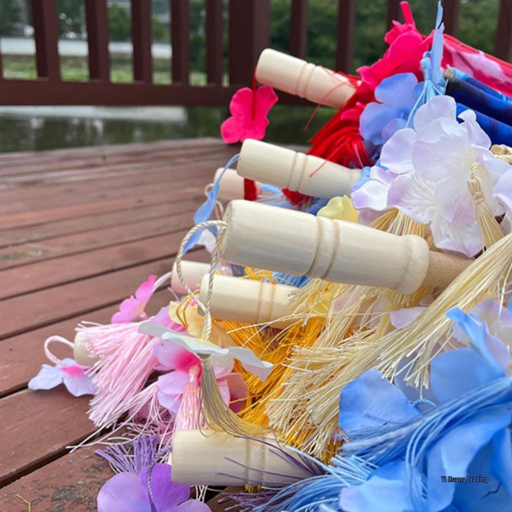 Vintage Petal Tassel Women's Silk Hanfu Dance Umbrella - Classical Oil Paper Runway Prop