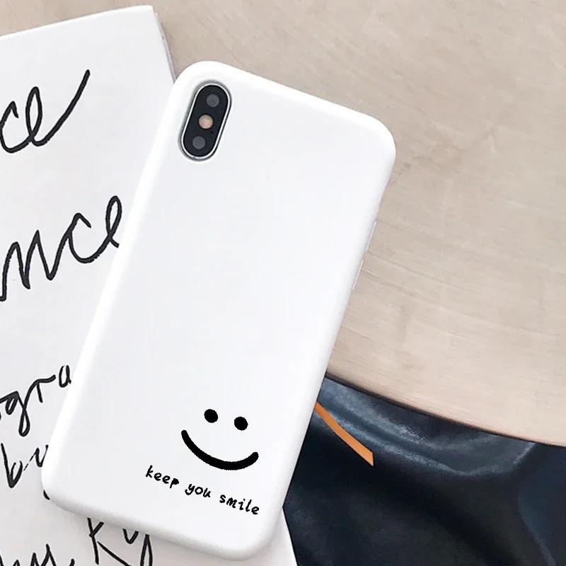 Fashion Simple Smile Face Couple Case For iPhone 17 16 15 Pro Max 13 7 11 12 14 Plus Mini Black White Soft Silicone Phone Cover