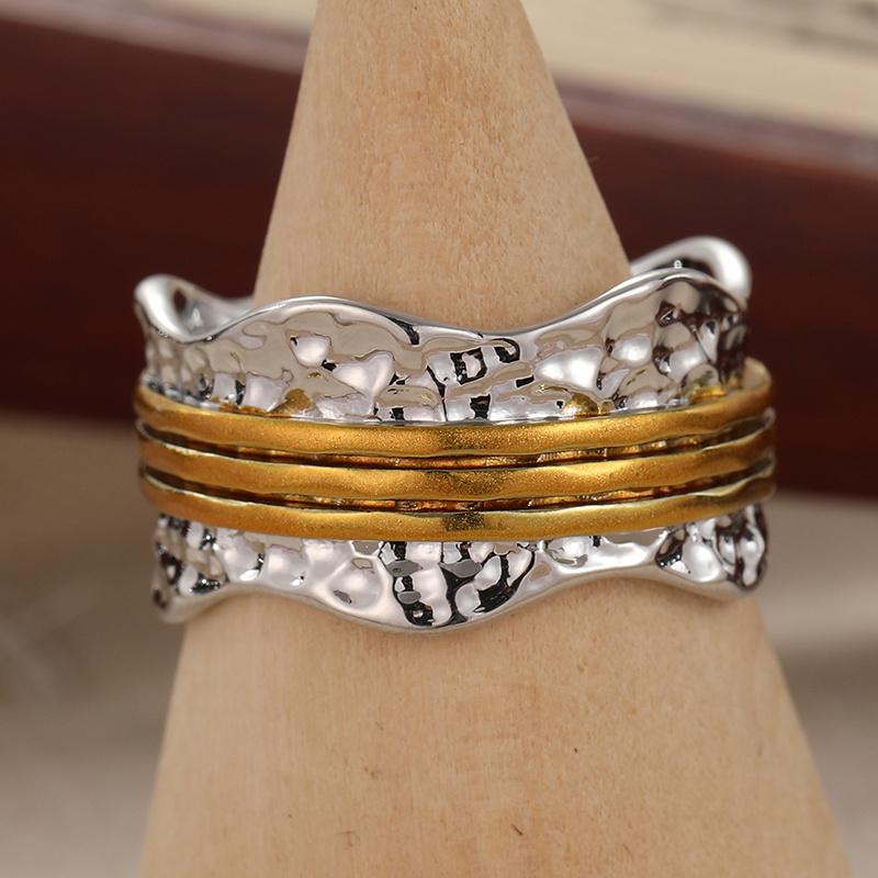 Hammered Spinner Ring, Spinner Ring for Women, Hammered Wave Ring, Hammered Wide Band Ring, Gift for Her