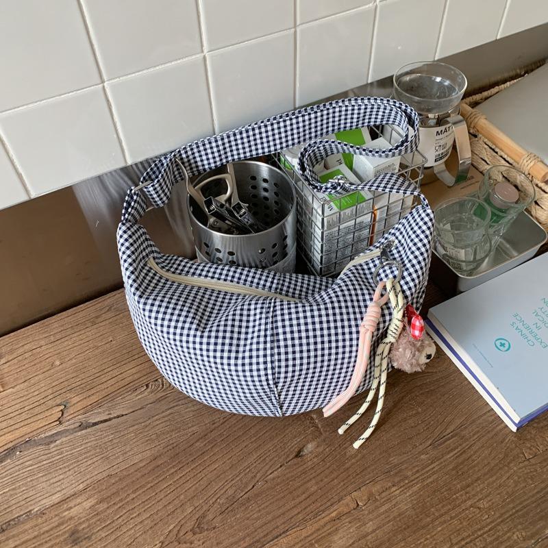 Small Fresh Plaid Bag Women's New Casual Shoulder Messenger Bag Versatile Large-capacity Dumpling Bag