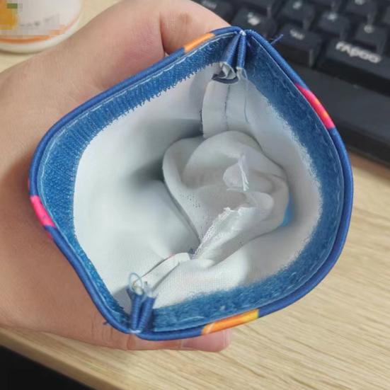 Sand Removal Bag Portable Powder Pouch Sand Remover Brush Sand Wipe Off Mitt