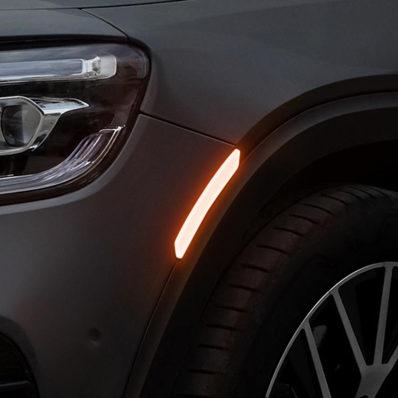 2pcs Auto Reflector Stickers Car Side Marker Sticker Car Accessories Reflective Trim Car Wheel Eyebrow Stickers Decal