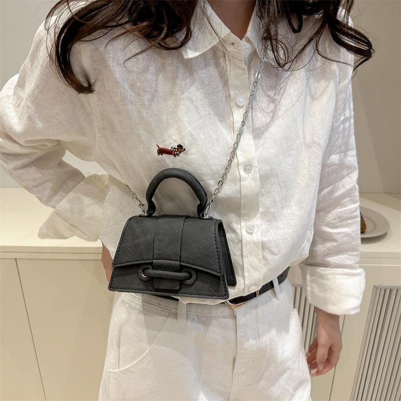 Niche Design Small Bag Women's 2025 Early Autumn New Chain Messenger Bag Mini Foreign Style Shoulder Portable Small Square Bag