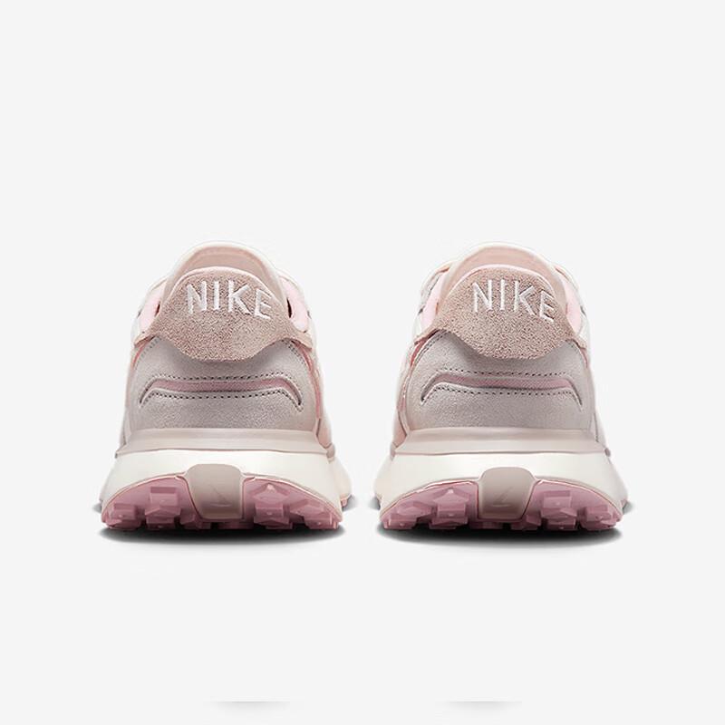 Nike Women's Phoenix Waffle Casual Shoes