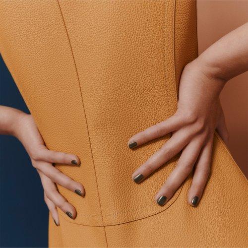 Le Main Hermes Nail Enamel 83 Verre Bronze 15ml