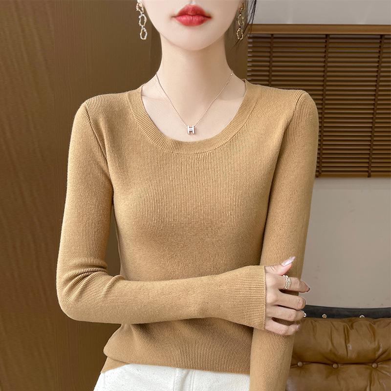 2026 Autumn Women's Korean Style Slim Knit Sweater with Low Round Neck